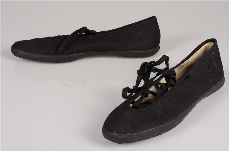 Paar damesveterschoenen