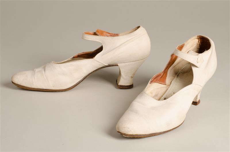 Paar damesschoenen