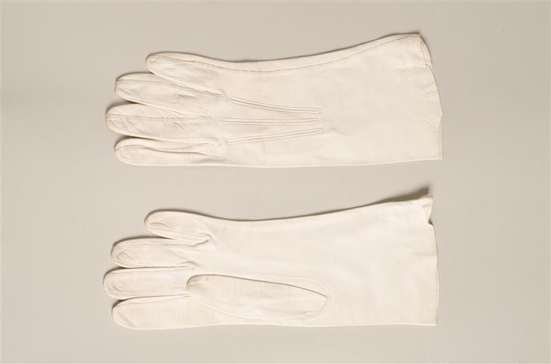 Paar dameshandschoenen