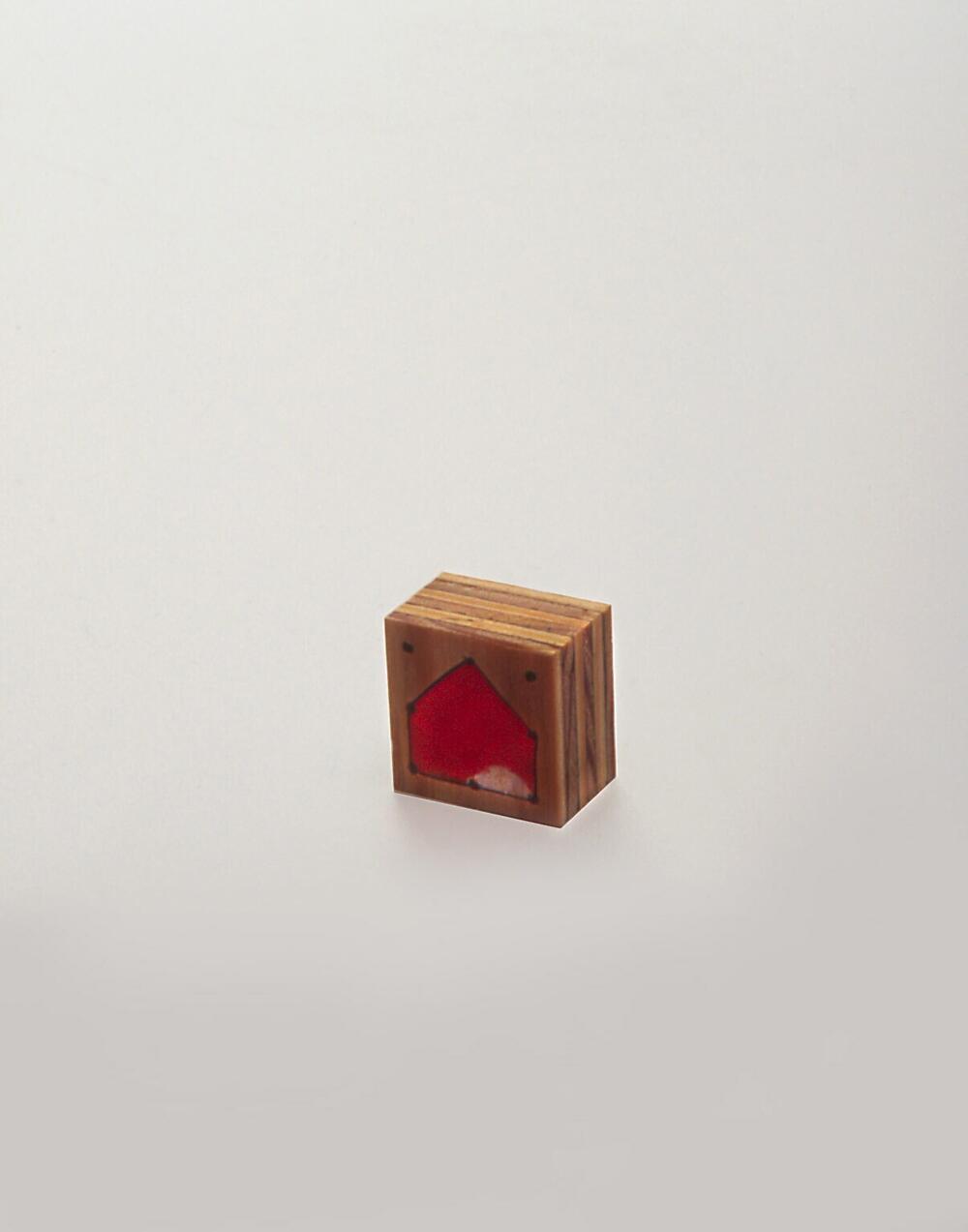 A room for a finger