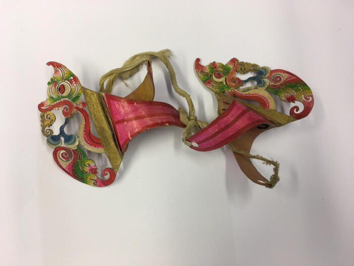 Armband (paar) met dierfiguur.
