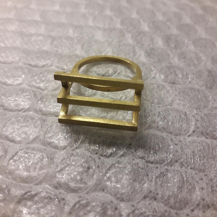 Rooster ring
