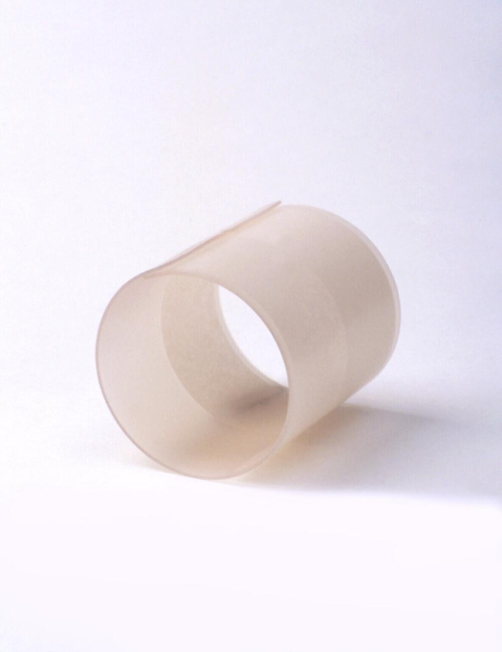 gevouwen vloeipapier, gelamineerd in PVC, 1977