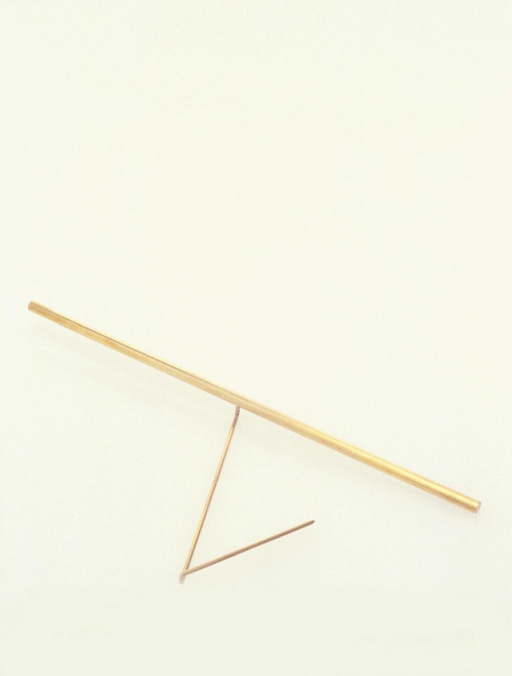 Broche [157]