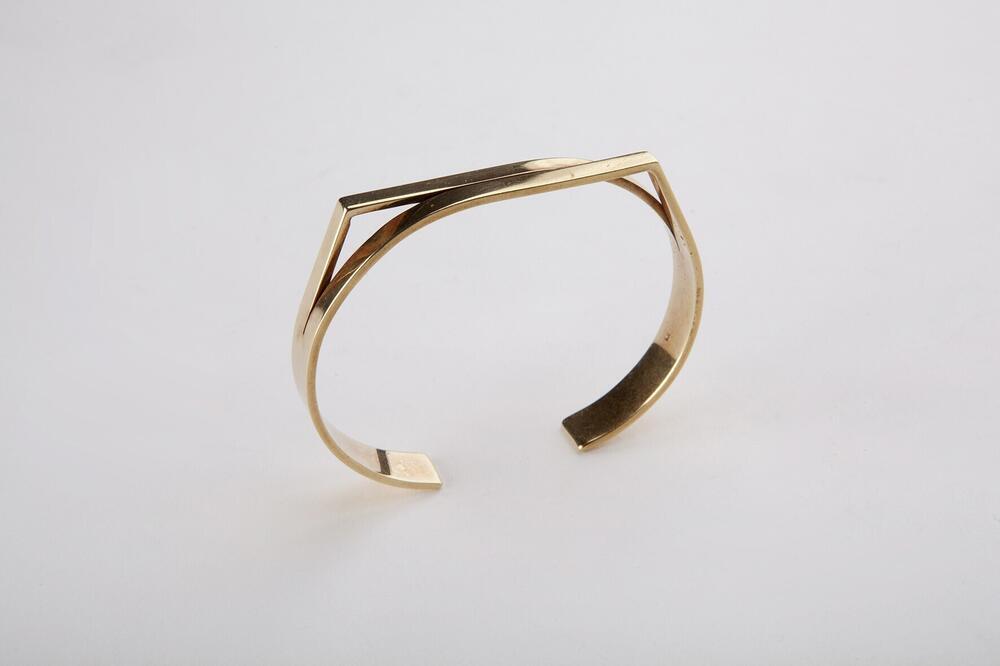 Vlakjesarmband