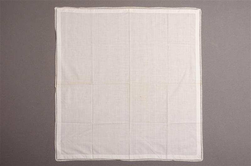 Commodekleedje of sierhanddoek