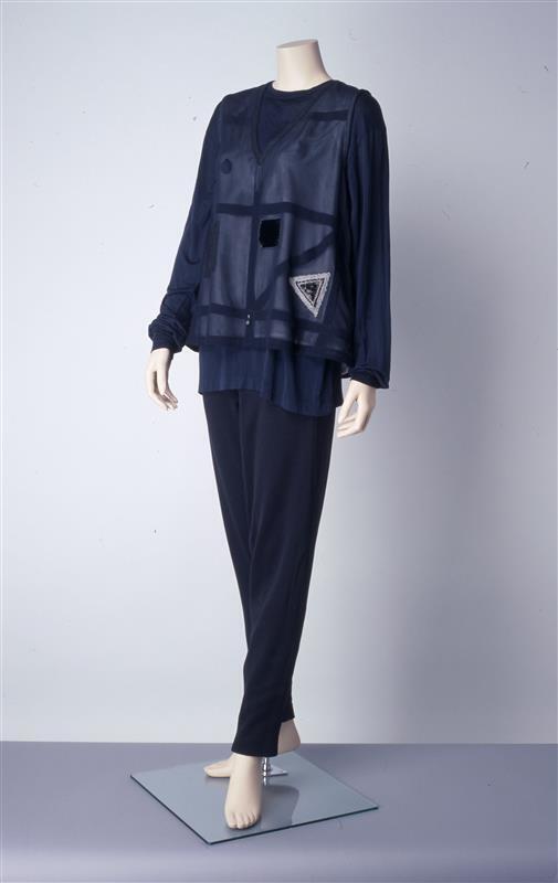 Damesensemble bestaande uit shirt en spencer