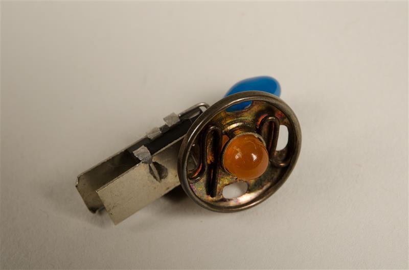 Lichtgevende broche