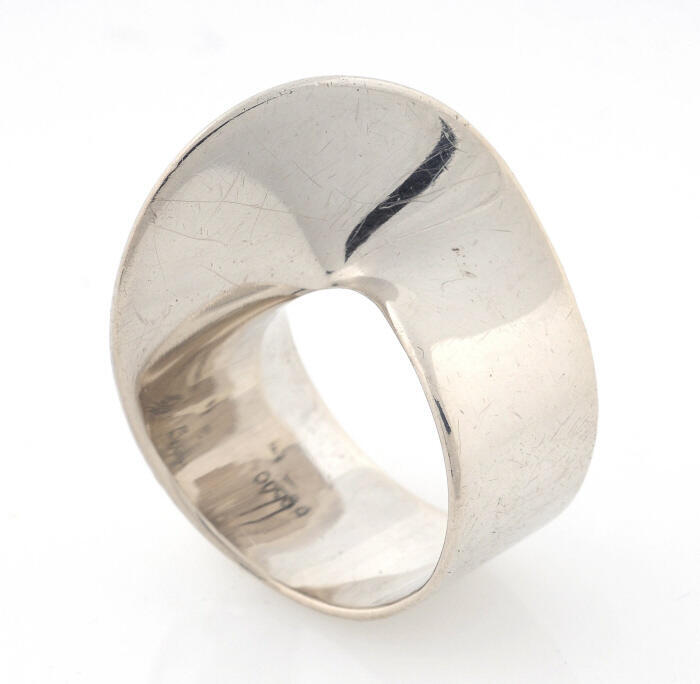 Ring met ronde vorm