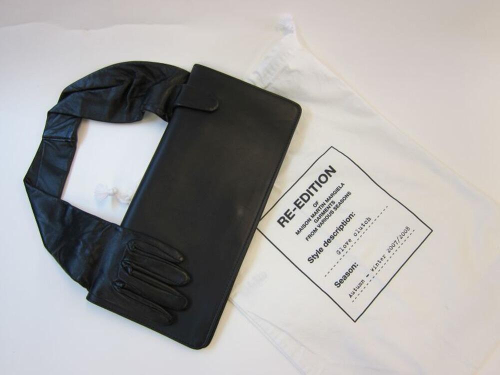 Handschoenhandtas in zwart leer en opberghoes