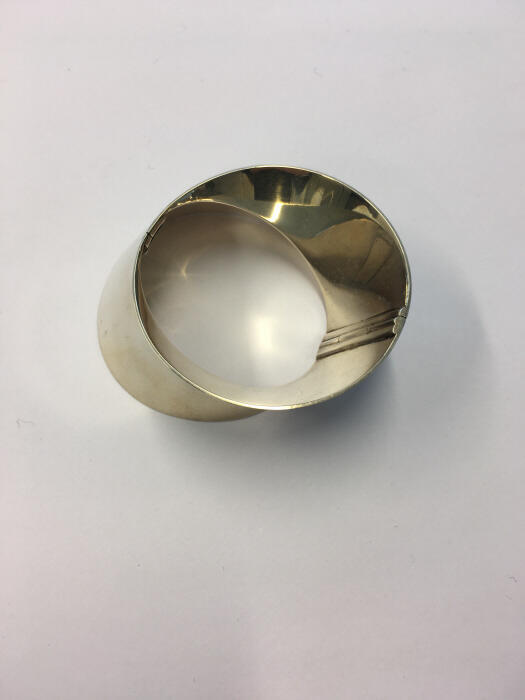 Armband kegelvormig