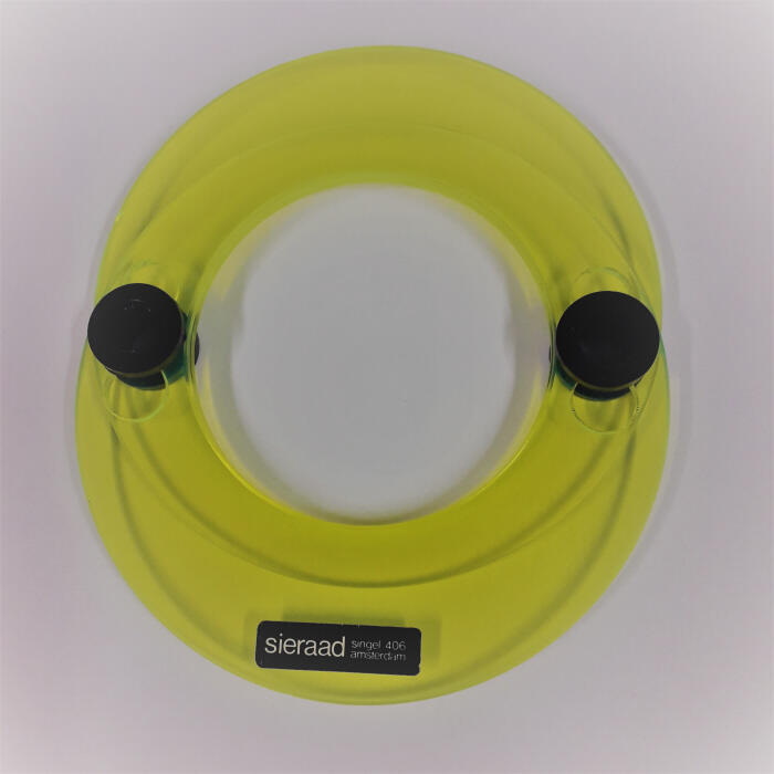 Armband van twee verstelbare perspex schijven