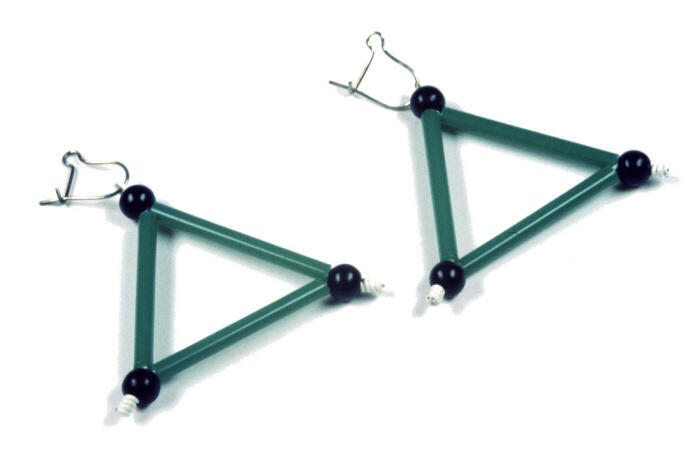 Oorhangers driehoek
