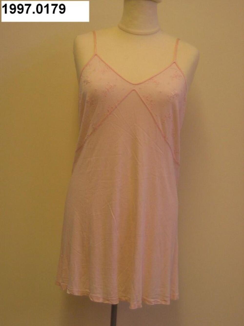 Onderjurk in roze, nylon tricot