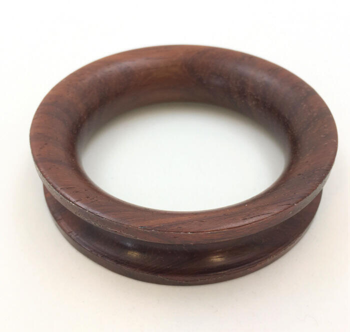 Armband van teakhout