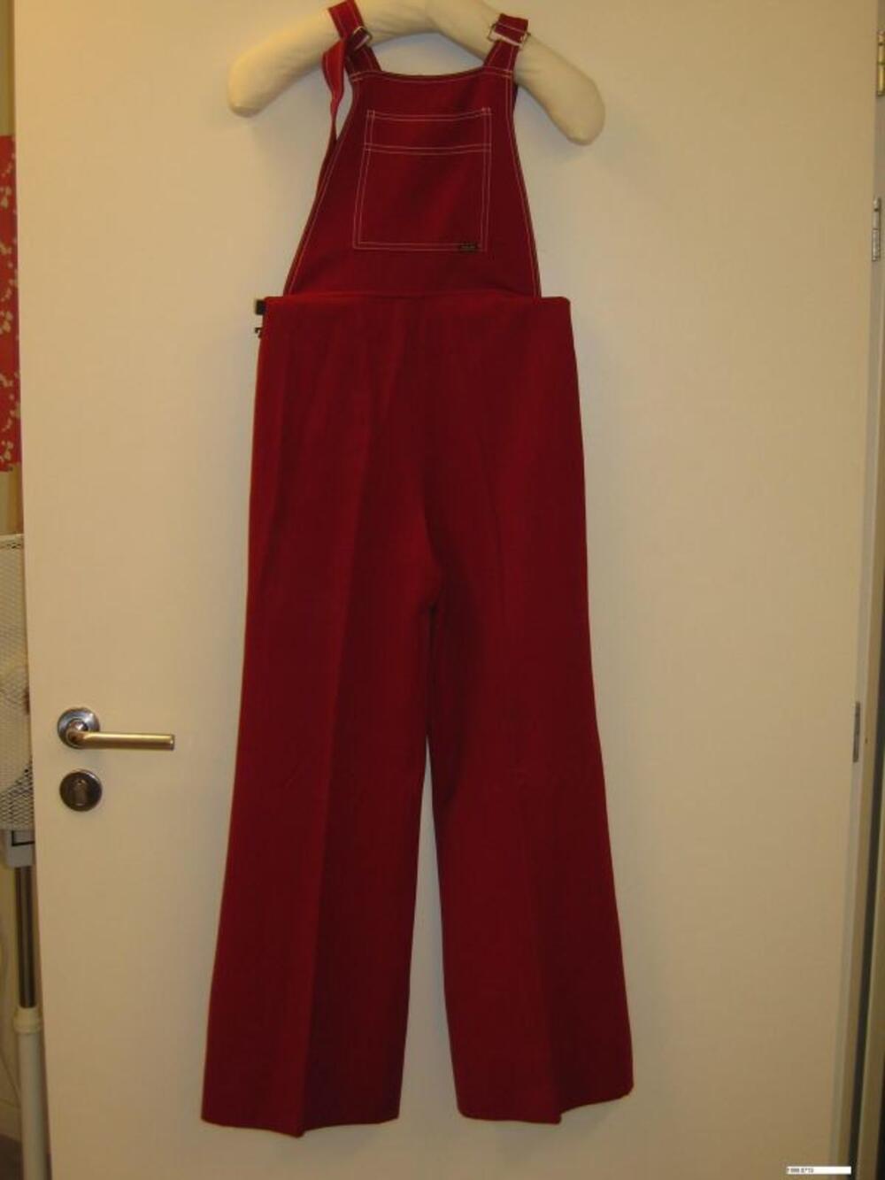 Salopette in rode denim