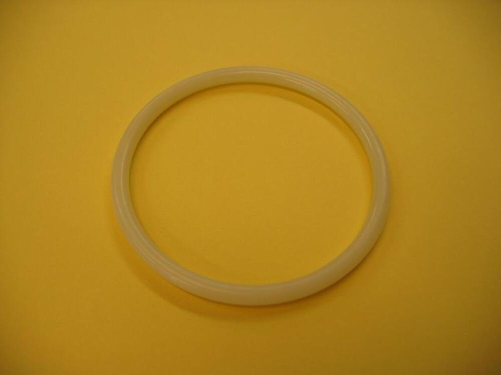 Armband in witte plastic