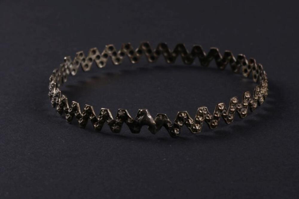 Armband in zilver met zigzag motief