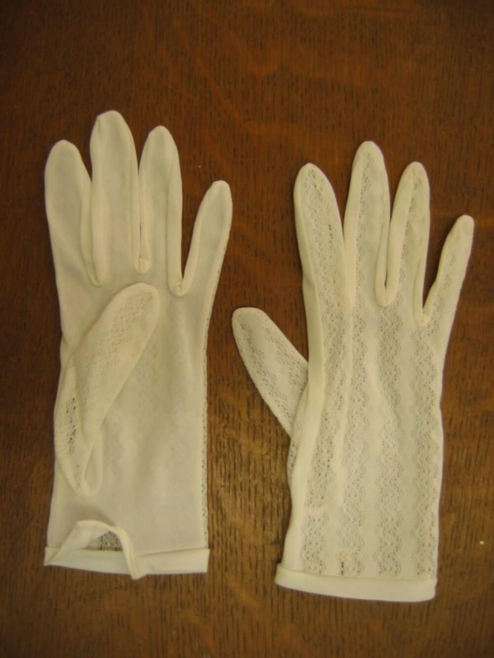 Handschoenen in witte nylon