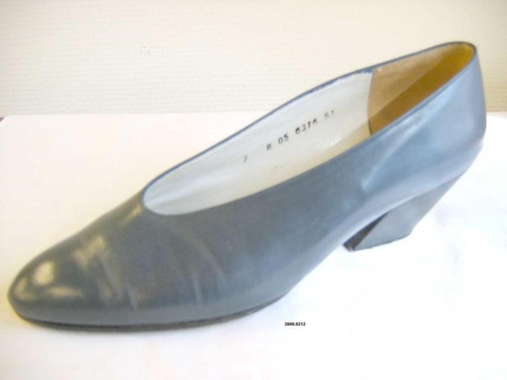 Grijsblauwe leren pumps