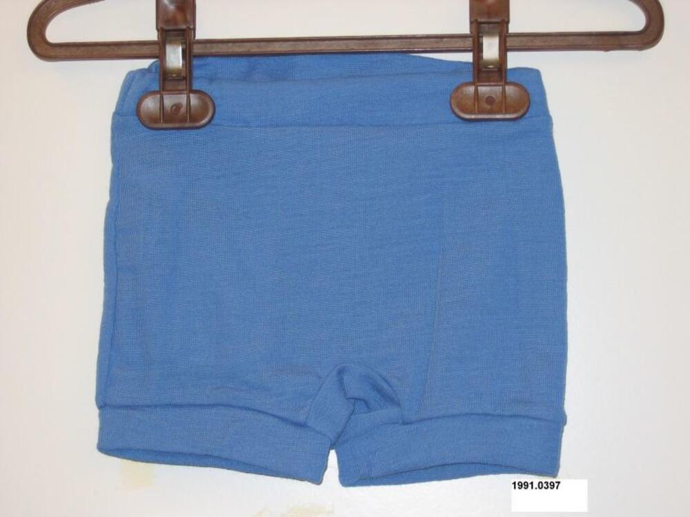Korte broek in blauwe tricot