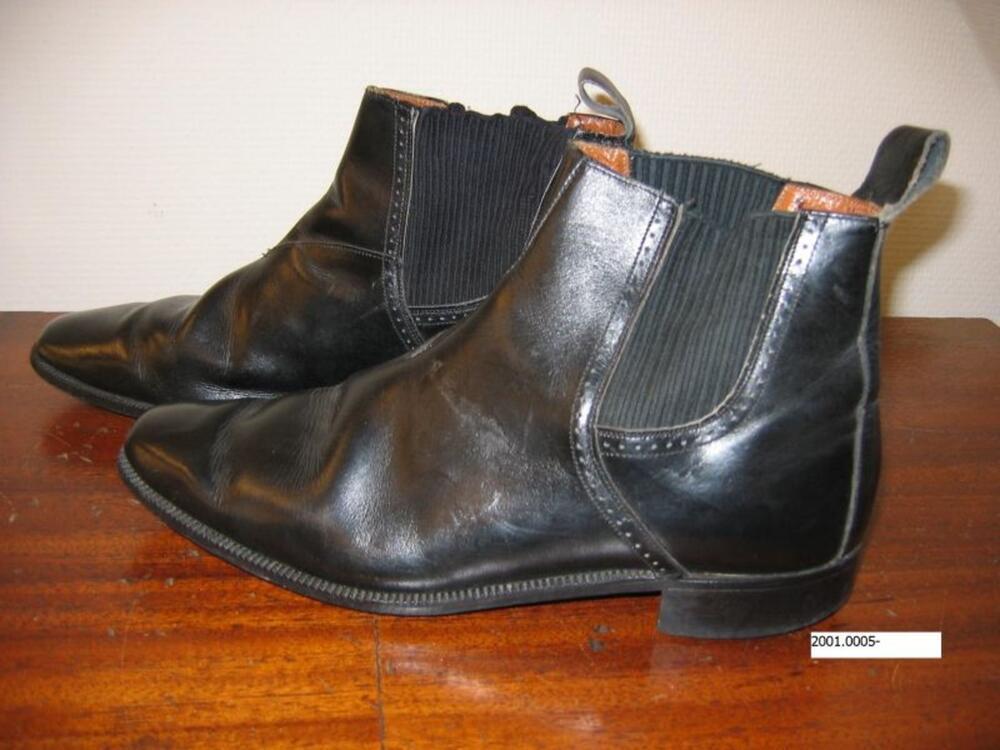 Zwarte halfhoge schoenen in leer