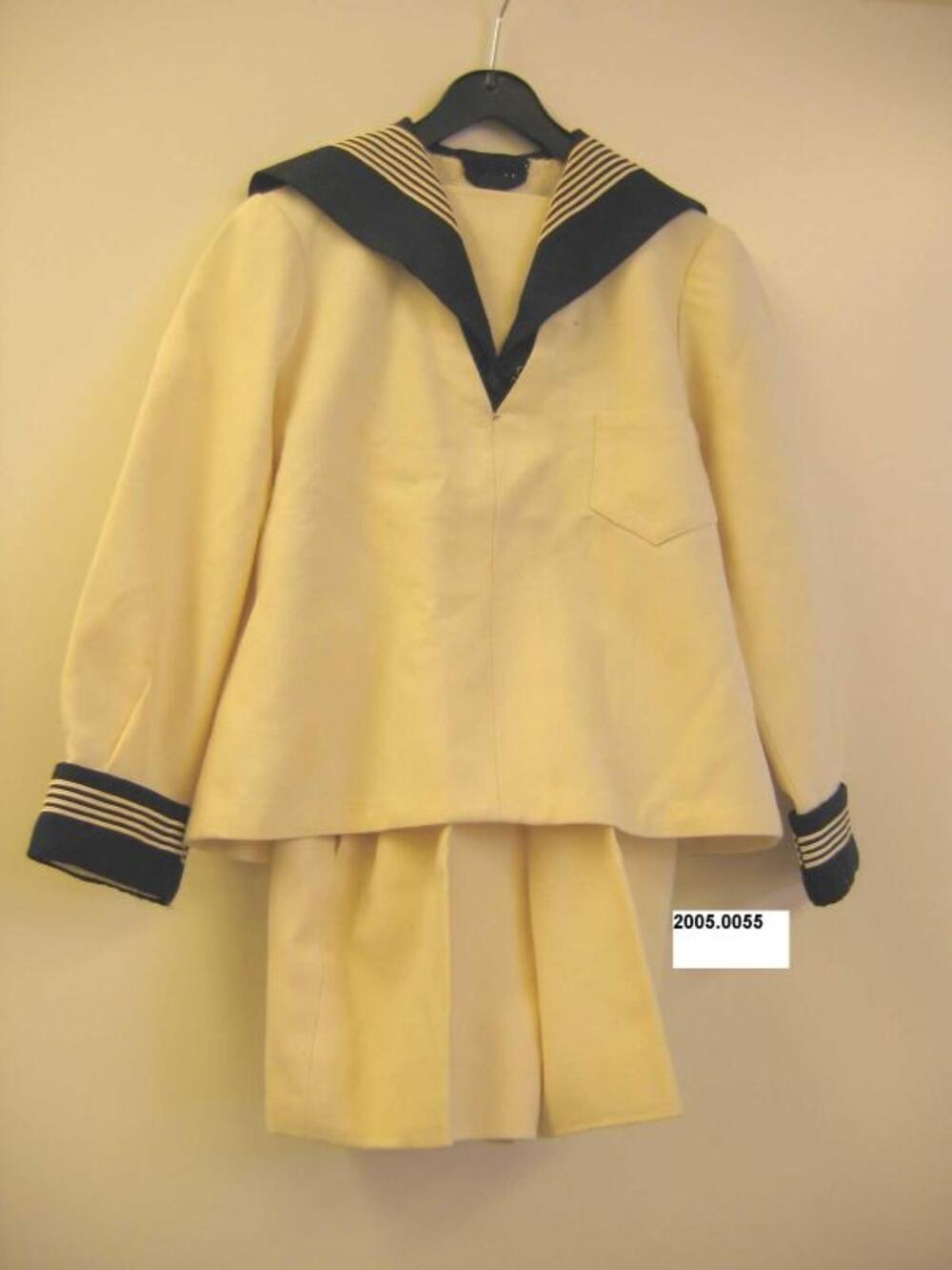 Matrozenblouse in ecrukleurige wol