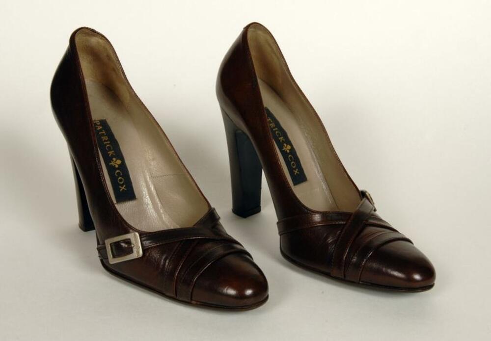 Schoenen in bruin leer met hoge hak