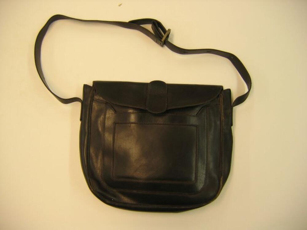 Handtas in zwart leer