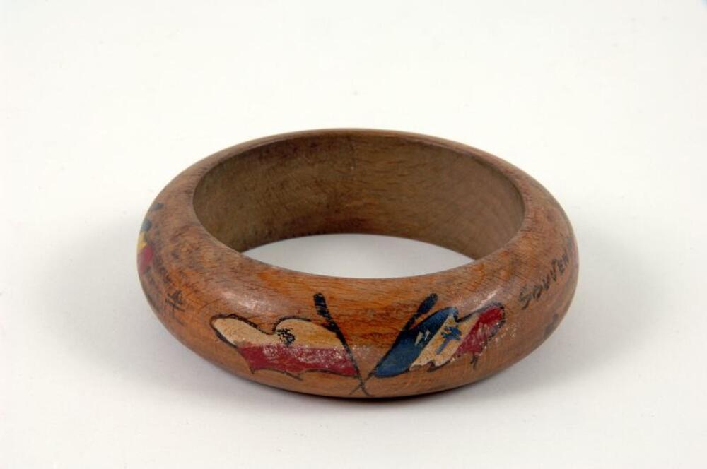 Armband in naturel hout met beschildering