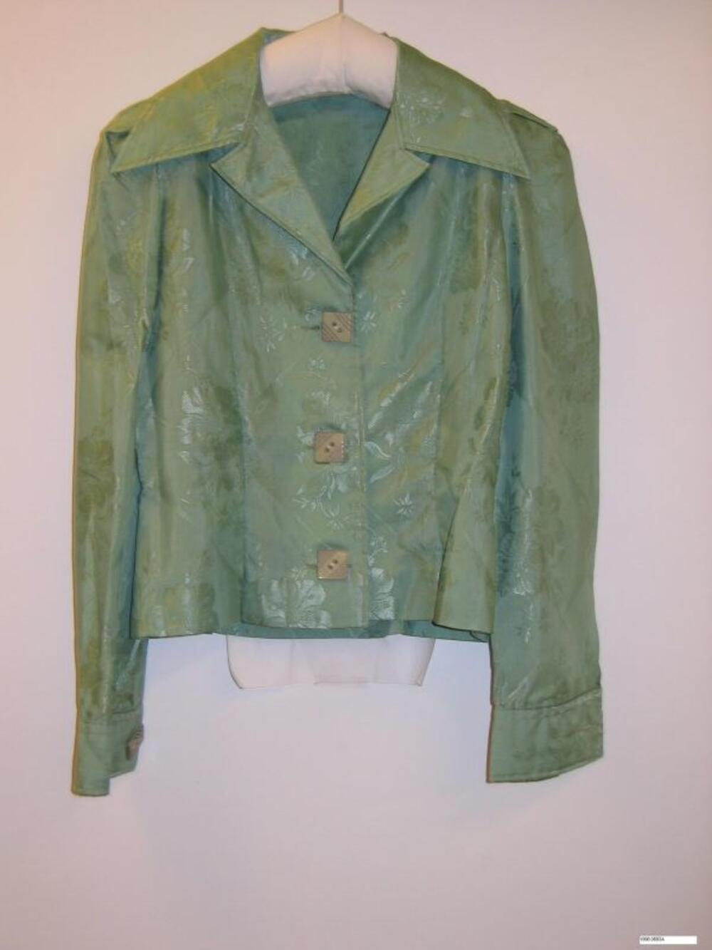 Set met 2 blouses in groene of grijze kunststof met ingeweven bloemenmotief