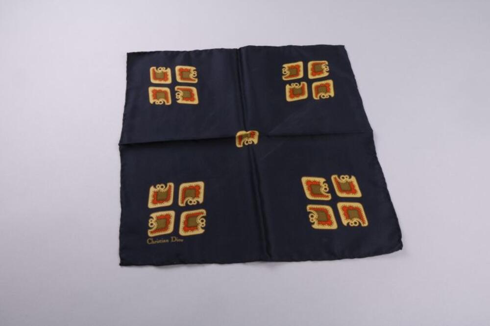 Blauwe pochet met tekening in beige, rood en olijfgroen