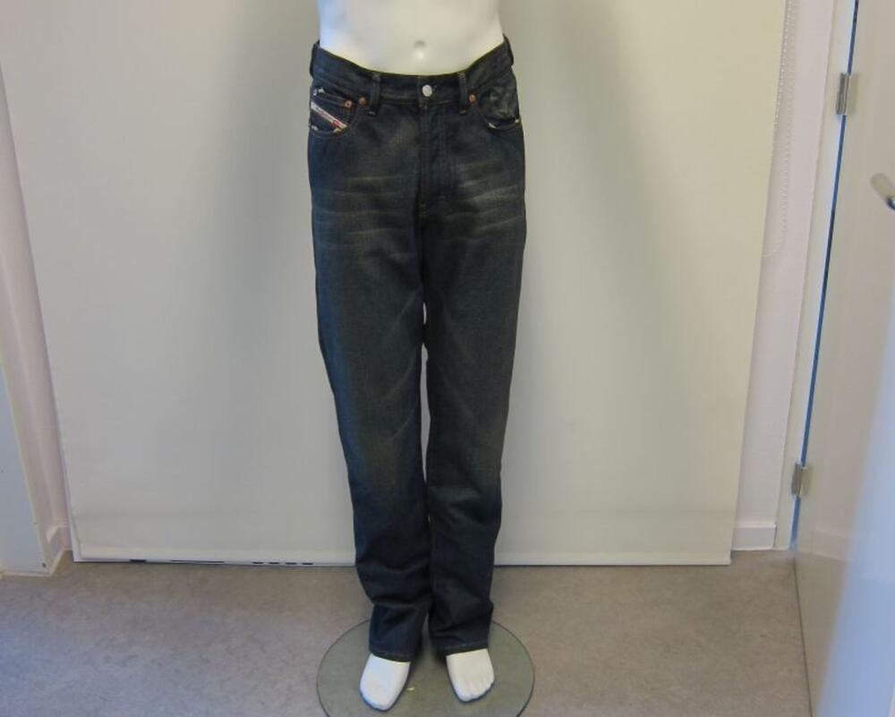 Broek in donkerblauwe jeans