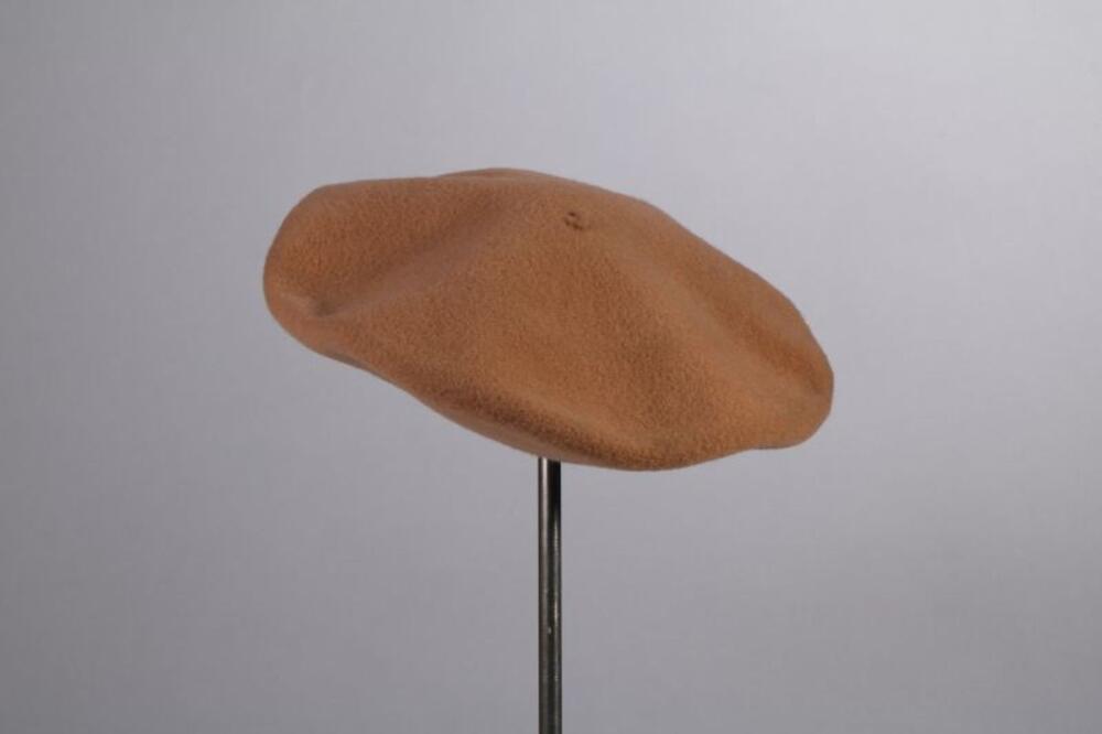 Baret in beige vilt