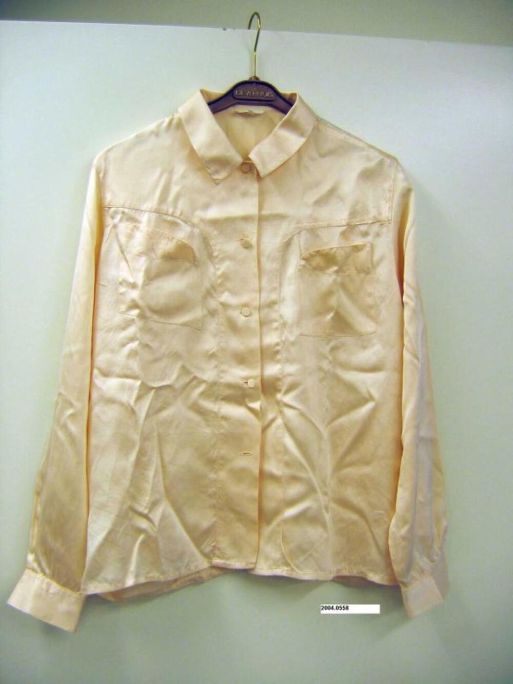 Overhemdblouse in roze zijde