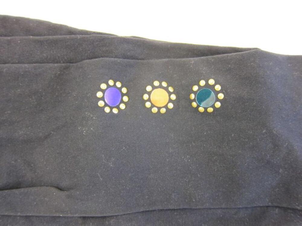 Zwarte panty met koperkleurige studs