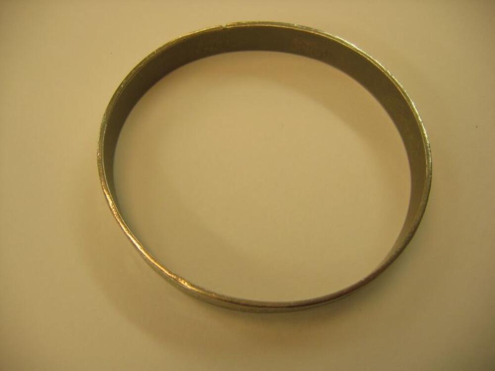 Armband in zilver met uitgewerkt landschapstaferelen