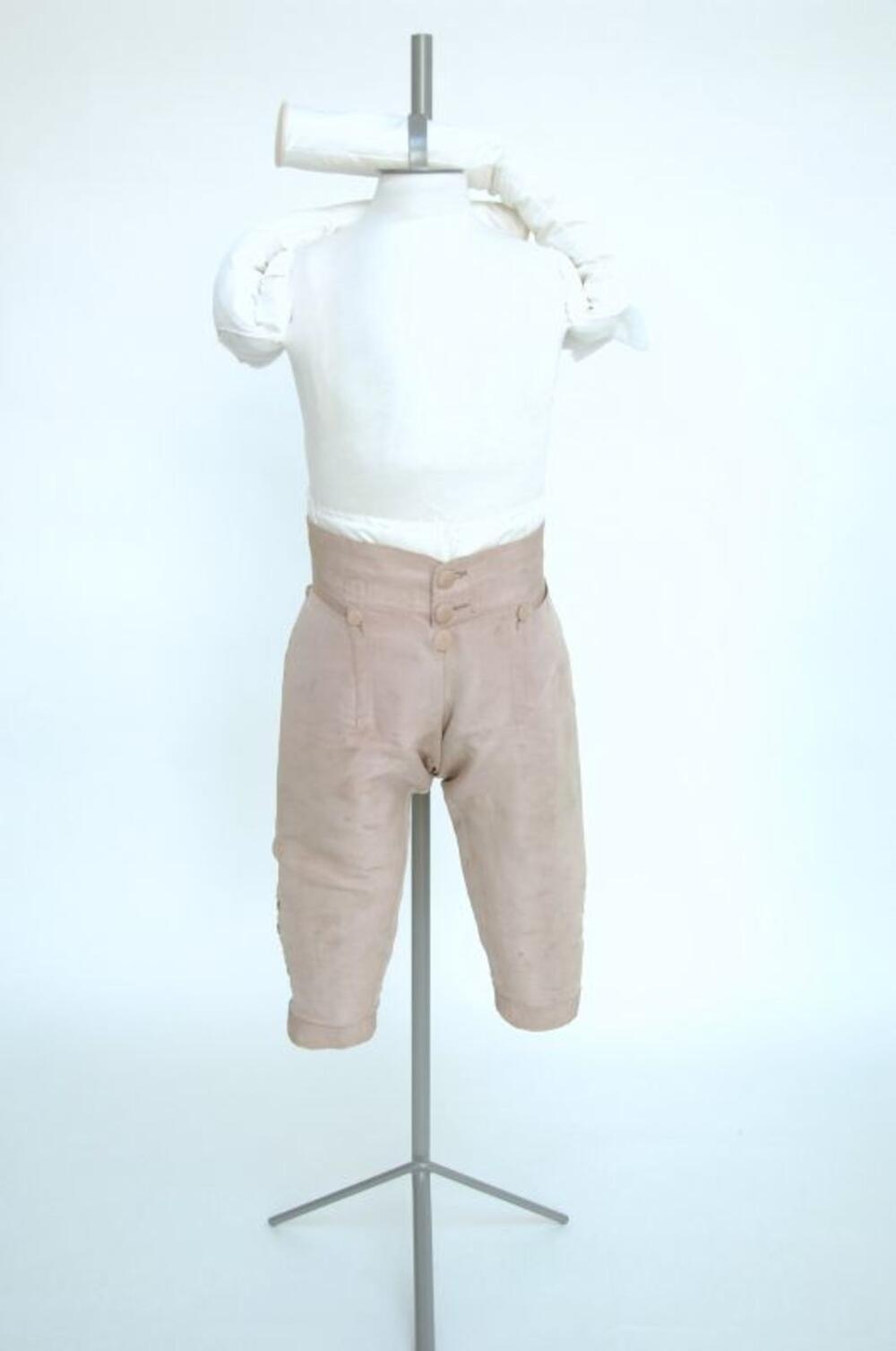 Roze kniebroek