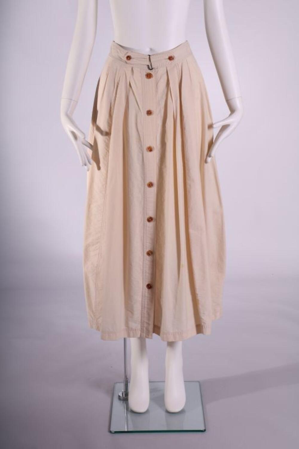 Rok in beige stof met knoopsluiting