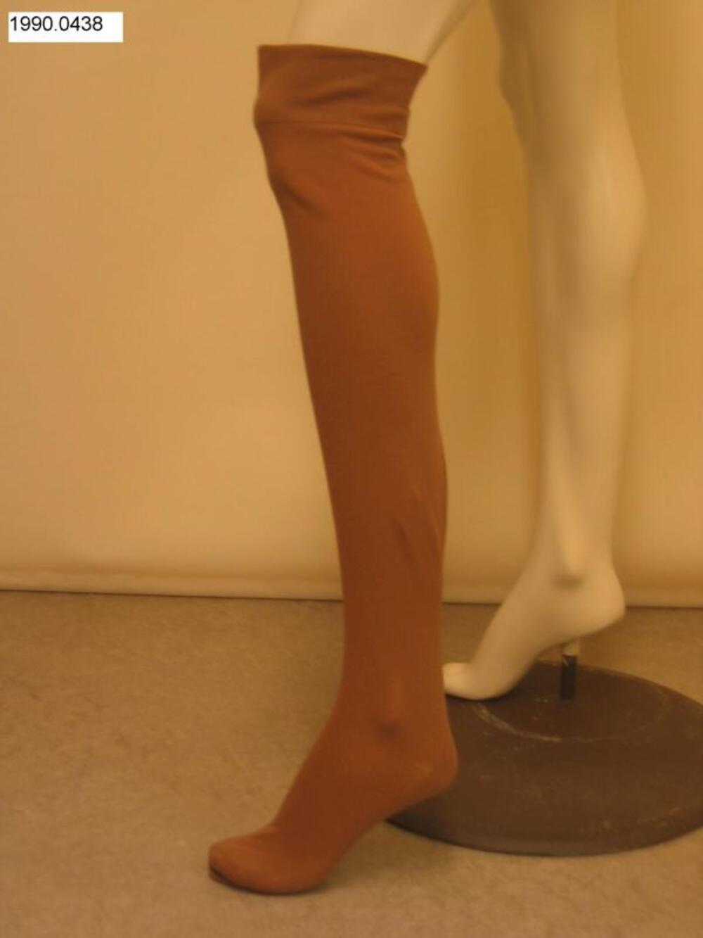 Nylonkousen in bruine mousse nylon