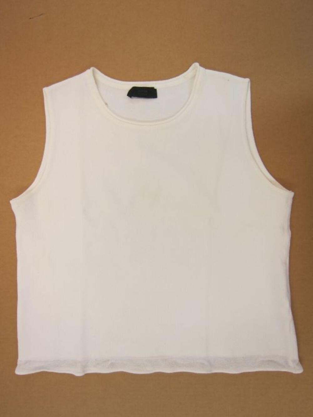 Top in ecrukleurige viscose en polyamide