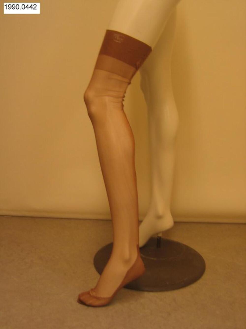 Kousen in roodbruine nylon