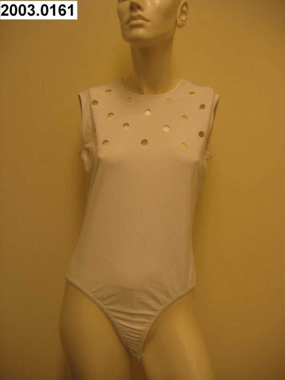 body in witte lycra