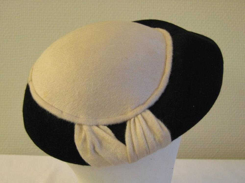 Hoed in zwart-witte synthetische mohair