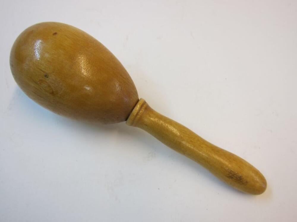 Maasbal in hout met handvat