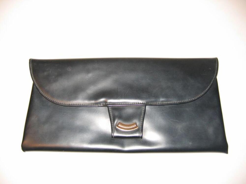 Handtas in zwarte plastic