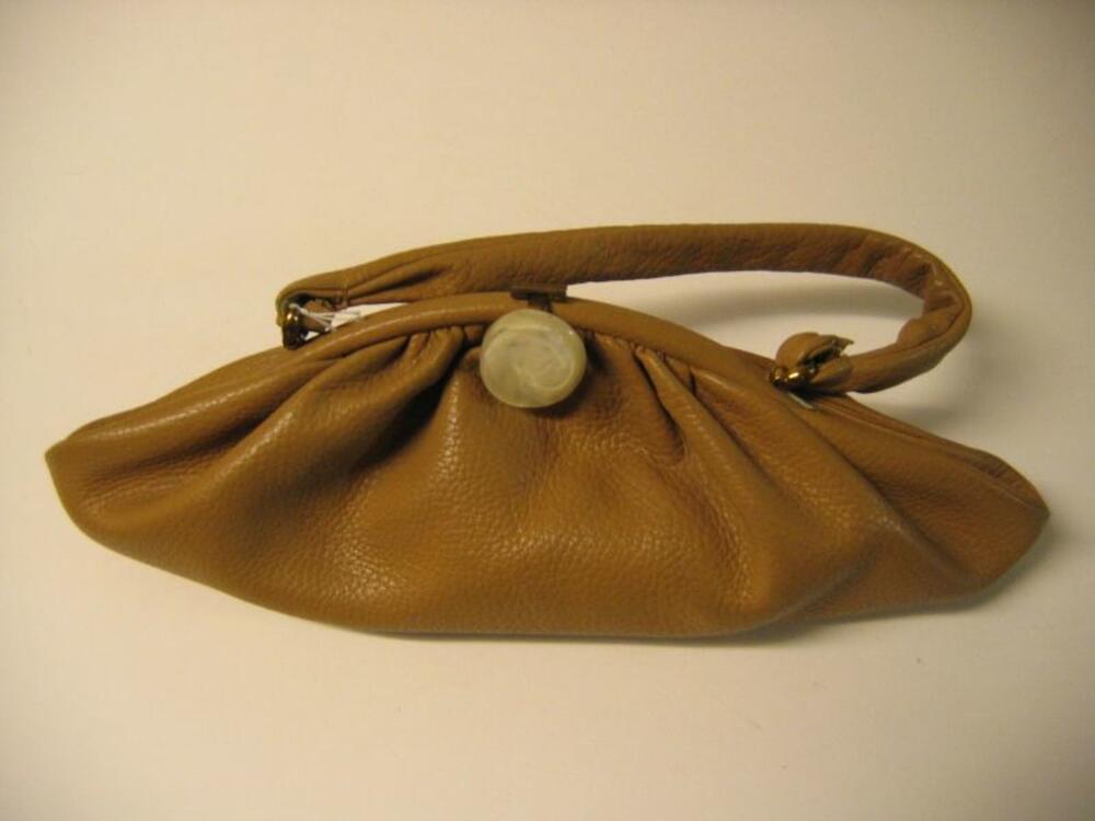 Langwerpige handtas in beige leer