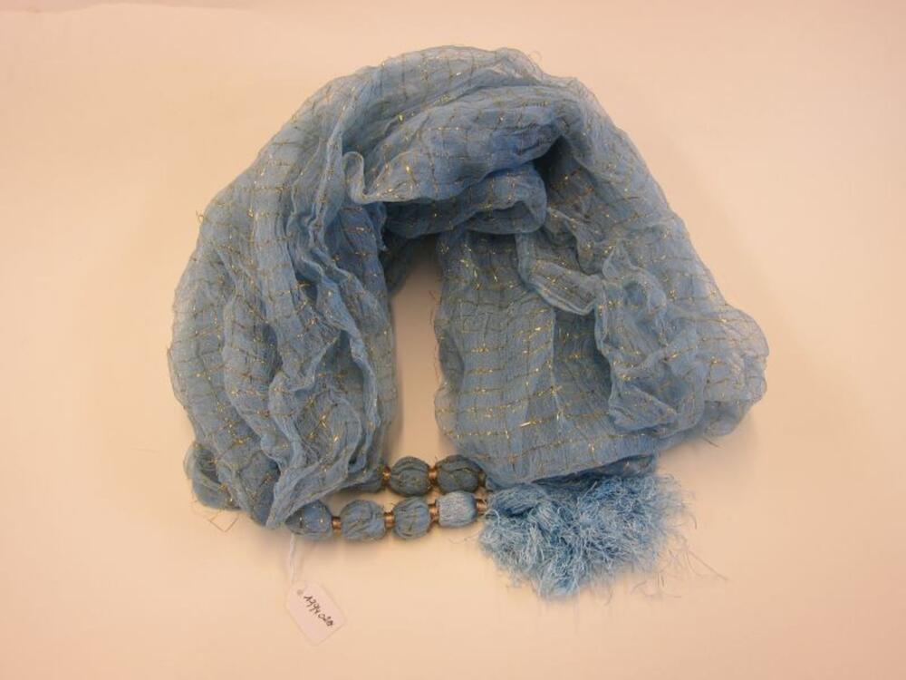 Stola in lichtblauwe viscose met ingeweven gouddraad
