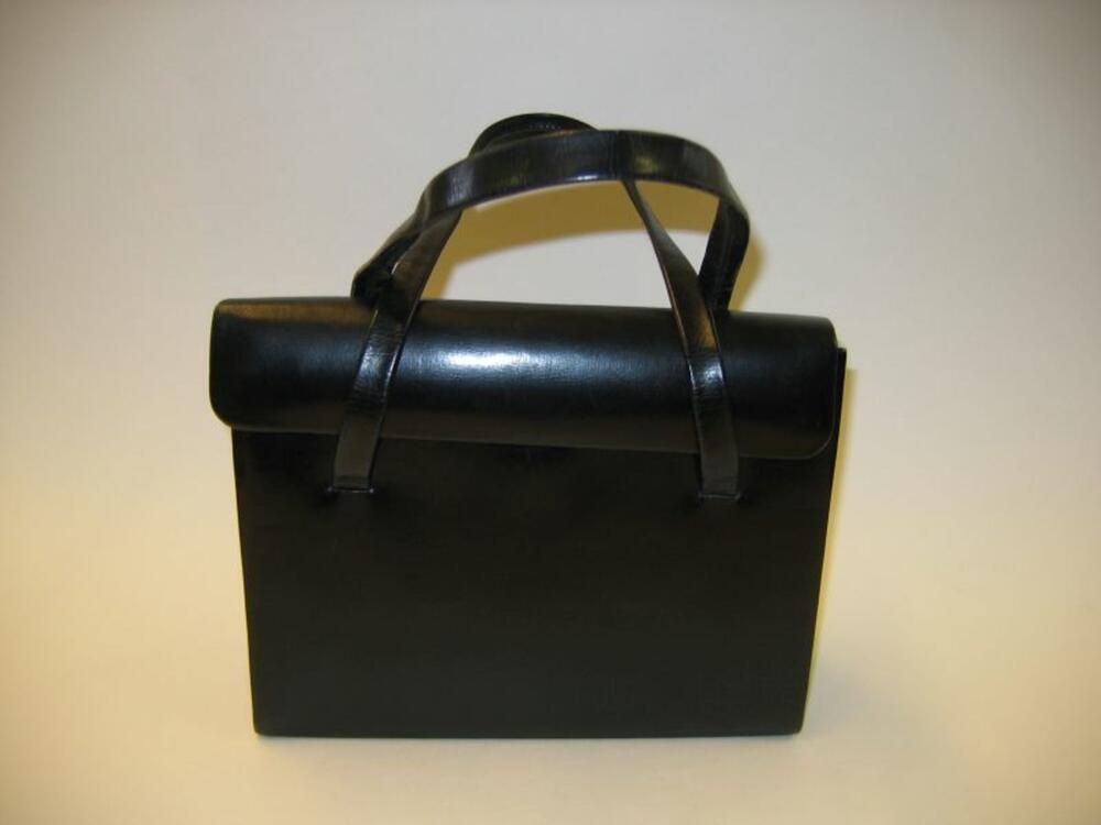 Handtas in zwart leer