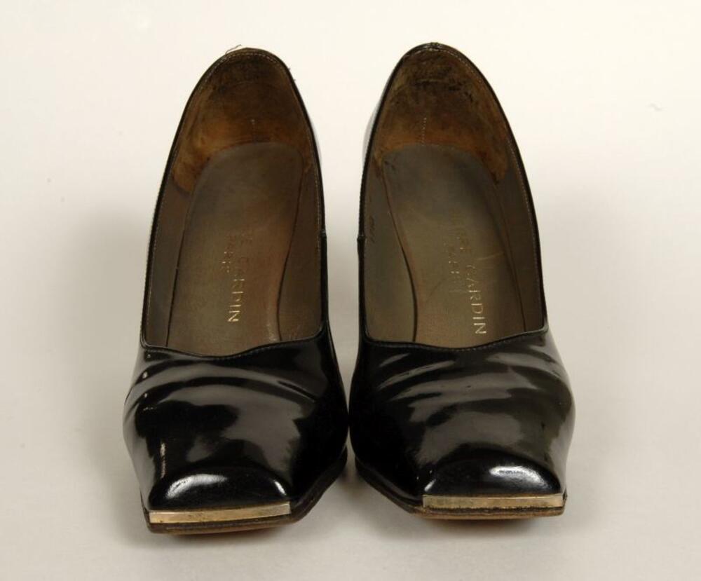 Schoenen met hoge hak in zwart lakleer